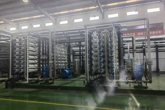 satın al Endüstriyel Çift Aşama Ters Osmoz Sistemleri Otomatik Kontrol Kaydırma Montajlı Çevrimiçi üretim